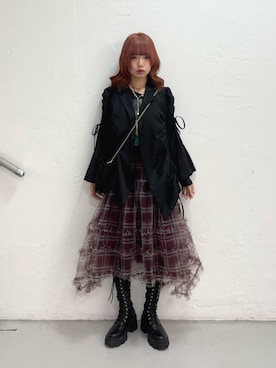 「jouetie（ジュエティ）のシアーフレアロングスカート（スカート、レッド系）」を使った、MOMOさん（レディース・160cm）の秋コーディネート