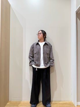 「ITEMS URBANRESEARCH（アイテムズ アーバンリサーチ）のF.S.トラッカージャケット（テーラードジャケット、グレー系）」を使った、YUANさん（メンズ・168cm）の冬コーディネート
