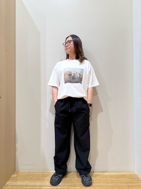 「ITEMS URBANRESEARCH（アイテムズ アーバンリサーチ）の『接触冷感/吸水速乾/イージーケア』多機能ナイロンストレッチイージーパンツ（Pants、ブラック系）」を使った、YUANさん（メンズ・168cm）の夏コーディネート