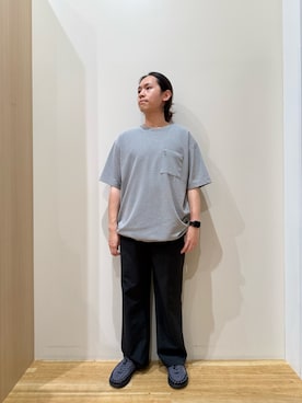 「ITEMS URBANRESEARCH（アイテムズ アーバンリサーチ）の速乾 カットミラノ ポケットTシャツ（T Shirts、グレー系）」を使った、YUANさん（メンズ・168cm）の夏コーディネート