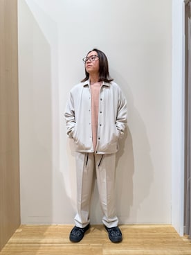 「ITEMS URBANRESEARCH（アイテムズ アーバンリサーチ）のEvery Day TRコーチジャケット（その他アウター、ベージュ系）」を使った、YUANさん（メンズ・168cm）の春コーディネート