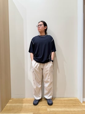 「ITEMS URBANRESEARCH（アイテムズ アーバンリサーチ）のブランケットステッチ クルーネックTシャツ（Tシャツ/カットソー、ブラック系）」を使った、YUANさん（メンズ・168cm）の夏コーディネート