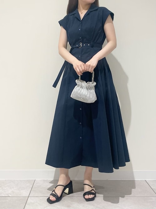 LILY BROWN バックリボンシャツワンピース　ネイビー LILY BROWN バックリボンシャツワンピース ネイビーΩ