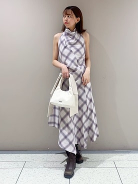 「LILY BROWN（リリーブラウン）のオンブレーバイアスネルワンピース（ワンピース、ホワイト系）」を使った、LILY BROWNさんの夏コーディネート