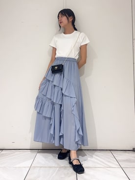「LILY BROWN（リリーブラウン）の【WEB限定00サイズ】ラッフルフリルティアードスカート（スカート、ブルー系）」を使った、LILY BROWNさんの春コーディネート