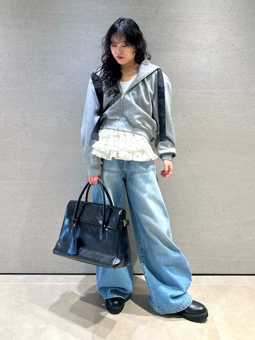 ベロアペプラムフリルトップス（Tシャツ/カットソー）｜LILY BROWN