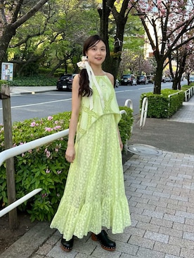 「LILY BROWN（リリーブラウン）のコットンレースワンピース（ワンピース、グリーン系）」を使った、LILY BROWNさんの夏コーディネート