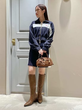 「アイテム（キーホルダー）」を使った、LILY BROWNさん（レディース・156cm）の秋コーディネート