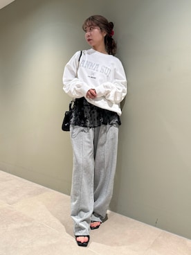 「LILY BROWN（リリーブラウン）のアイテム（スウェット）」を使った、LILY BROWNさん（レディース・152cm）の冬コーディネート