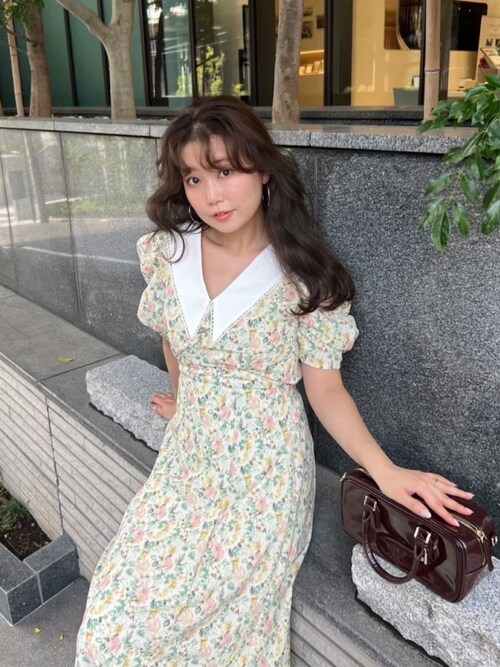 lily brown 花柄　ワンピース LILY BROWN リリーブラウン Lily Brown 刺繍花柄ワンピース （ベージュ