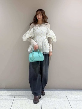 「LILY BROWN（リリーブラウン）のアイテム（トップス）」を使った、LILY BROWNさん（レディース・160cm）の春コーディネート