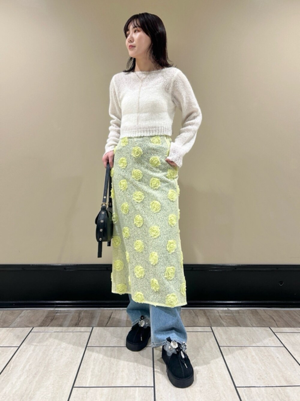 街撮り透けブラ ブラジャーを使った「透けトップス」の人気ファッションコーディネート - WEAR