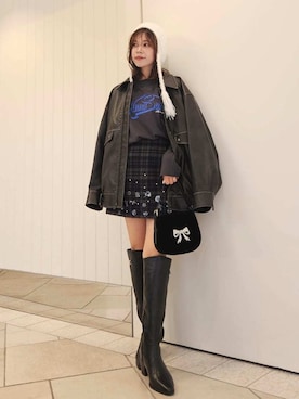 「アイテム（ニットキャップ/ビーニー）」を使った、LILY BROWNさん（レディース・150cm）の秋コーディネート