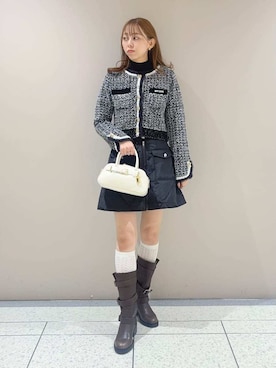 「アイテム（ノーカラージャケット）」を使った、LILY BROWNさん（レディース・158cm）の秋コーディネート