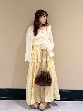 「アイテム（その他ヘアアクセサリー、ゴールド系）」を使った、LILY BROWNさん（レディース・150cm）の夏コーディネート