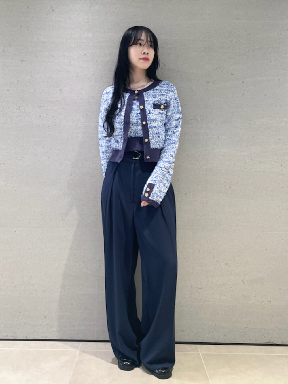 【Mimaさん専用】LILY BROWN 刺繍ハイウエストタックパンツ Mimaさん専用】LILY BROWN 刺繍ハイウエストタックパンツ