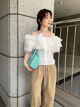 LILY BROWNさんのコーディネート