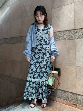 「アイテム（その他ヘアアクセサリー、ゴールド系）」を使った、LILY BROWNさん（レディース・153cm）の夏コーディネート