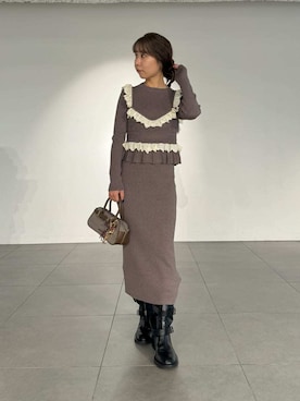「アイテム（キーケース/キーアクセサリー）」を使った、LILY BROWNさん（レディース・152cm）の秋コーディネート