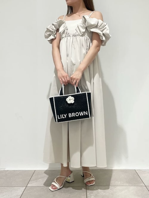LILY BROWN エンジェルスリーブボリュームワンピース エンジェルスリーブボリュームワンピース（マキシ丈/ロング