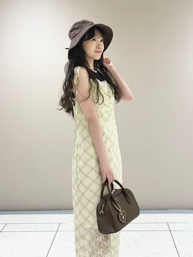 LILY BROWNさんのコーディネート