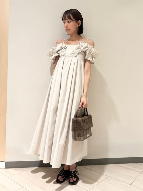【美品即納】リリー ブラウン エンジェルスリーブボリュームワンピース1 チェック エンジェルスリーブボリュームワンピース(マキシ・ロング