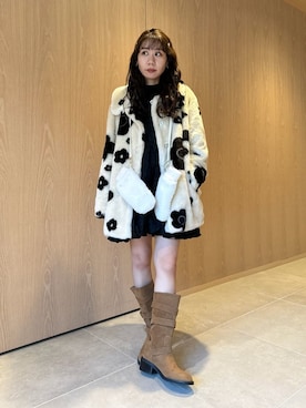 「アイテム（その他ヘアアクセサリー）」を使った、LILY BROWNさん（レディース・152cm）の秋コーディネート