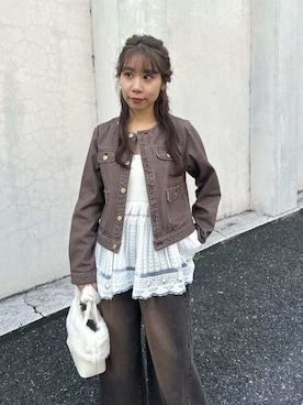 「アイテム（デニムジャケット）」を使った、LILY BROWNさん（レディース・152cm）の夏コーディネート