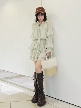 LILY BROWNさんのコーディネート