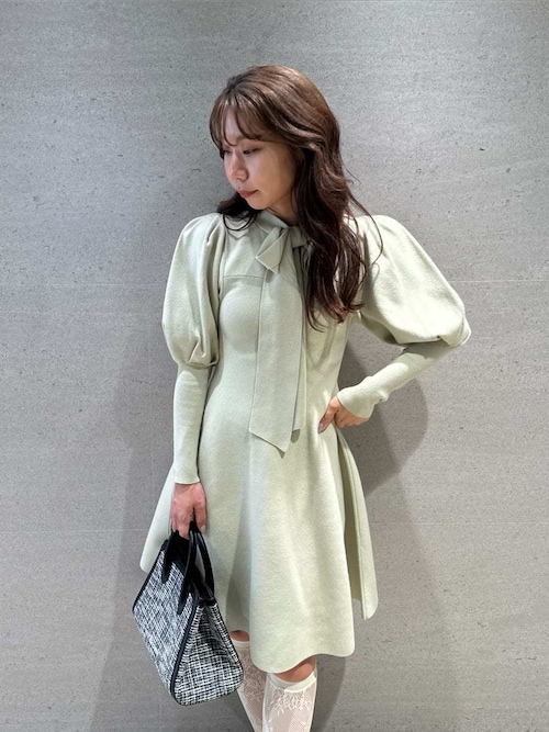 セール】ボウタイリボンニットワンピース（ワンピース）｜LILY BROWN