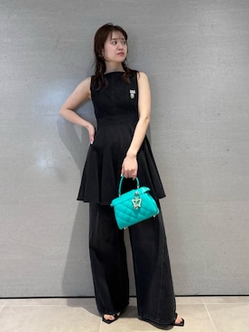 LILY BROWNさんのコーディネート