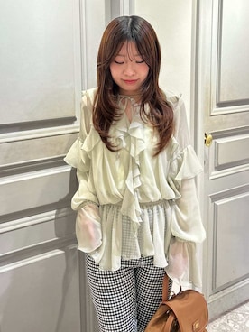 LILY BROWNさんのコーディネート