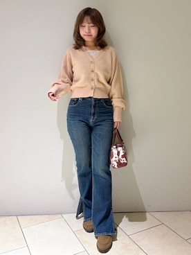 「LILY BROWN（リリーブラウン）のアイテム（デニムパンツ）」を使った、LILY BROWNさん（レディース・156cm）の秋コーディネート