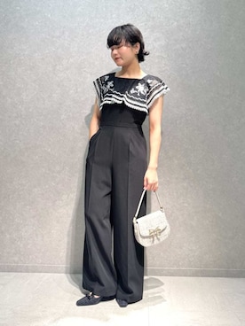 「アイテム（イヤリング、ブラウン系）」を使った、LILY BROWNさん（レディース・158cm）の秋コーディネート