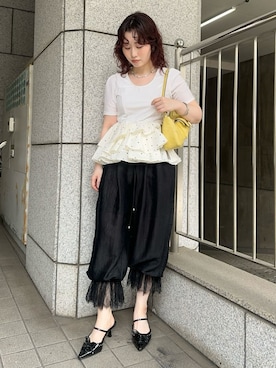 「LILY BROWN（リリーブラウン）のエアリーバルーンレースパンツ（その他パンツ、ブラック系）」を使った、LILY BROWNさんの春コーディネート