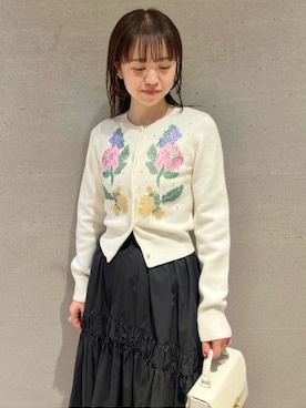 「刺繍」｜「アイテム（ローファー）」を使った、LILY BROWNさん（レディース・163cm）の冬コーディネート