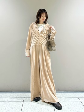 「アイテム（つなぎ/オールインワン）」を使った、LILY BROWNさん（レディース・157cm）の秋コーディネート