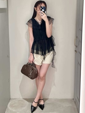 LILY BROWNさんのコーディネート