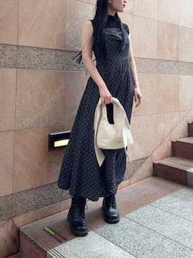 「LILY BROWN（リリーブラウン）のビスチェセットカットトップス（Tシャツ/カットソー、ブラック系）」を使った、LILY BROWNさんの夏コーディネート
