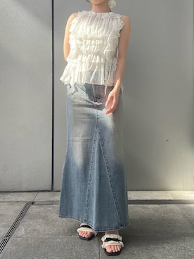 LILY BROWNさんのコーディネート