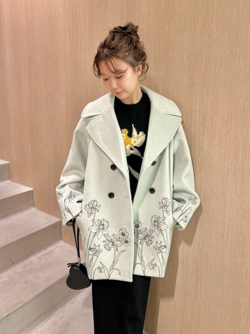 エンブロイダリーコクーンコート（チェスターコート）｜LILY BROWN