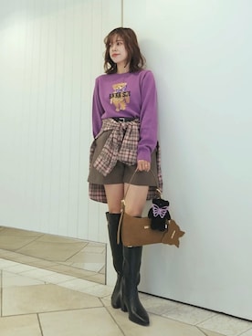 「アイテム（キーケース/キーアクセサリー）」を使った、LILY BROWNさん（レディース・150cm）の秋コーディネート