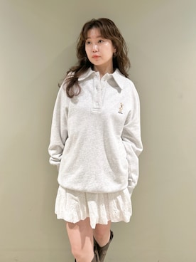 「LILY BROWN（リリーブラウン）のアイテム（スウェット）」を使った、LILY BROWNさん（レディース・150cm）の冬コーディネート