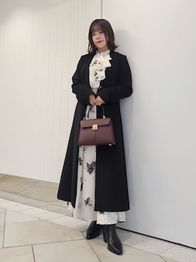 「リラックス」｜「アイテム（チェスターコート）」を使った、LILY BROWNさん（レディース・150cm）の冬コーディネート