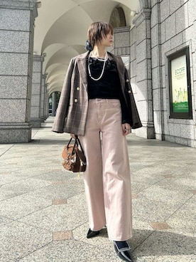 「アイテム（キーホルダー）」を使った、LILY BROWNさん（レディース・157cm）の秋コーディネート