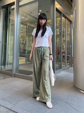 「クロップド丈」｜LILY BROWNさん（レディース・167cm）の春コーディネート