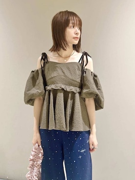 「アイテム（スウェットパンツ、ブルー系）」を使った、LILY BROWNさん（レディース・157cm）の夏コーディネート