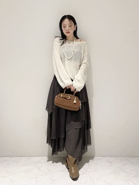 「アイテム（その他アンダーウェア/インナー）」を使った、LILY BROWNさん（レディース・154cm）の秋コーディネート