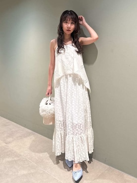 LILY BROWNさんのコーディネート