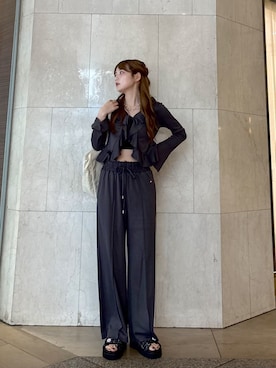 LILY BROWNさんのコーディネート